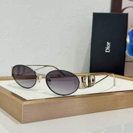 Picture of Dior Sunglasses _SKUfw76250376fw